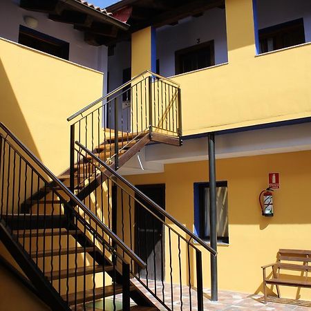 Pensión Media Luna Andorra Exterior foto