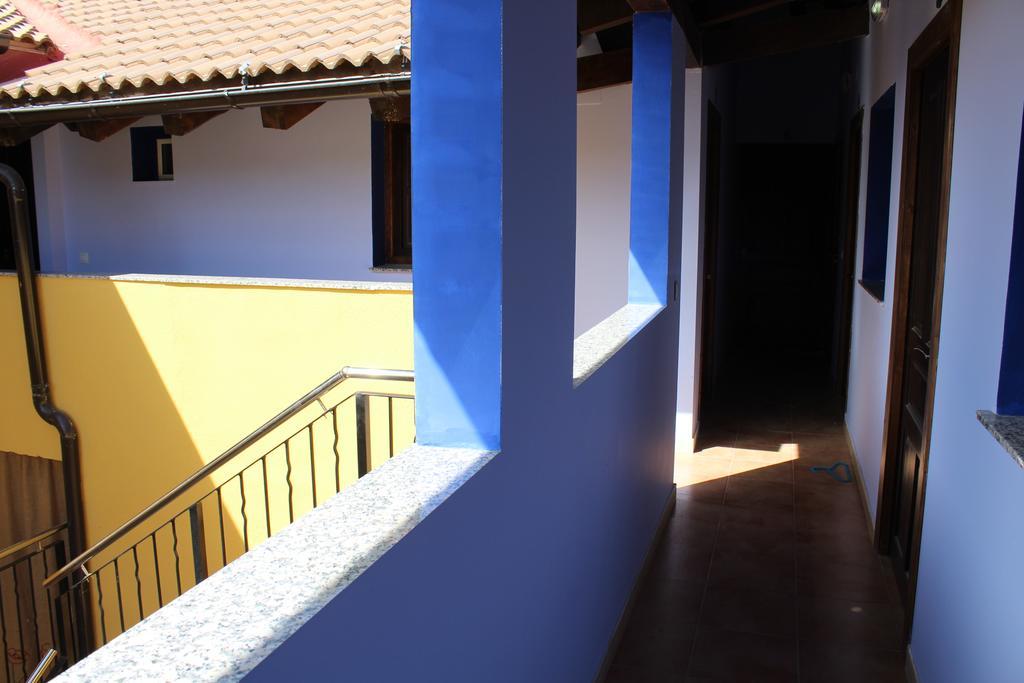 Pensión Media Luna Andorra Exterior foto